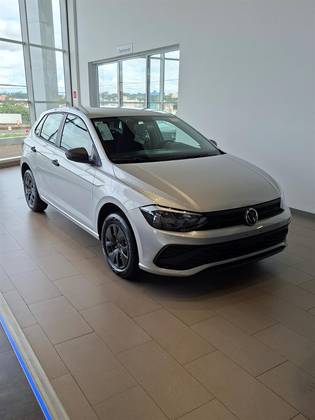 VOLKSWAGEN POLO 1.0 MPI TRACK MANUAL VOLKSWAGEN POLO 1.0 MPI TRACK MANUAL